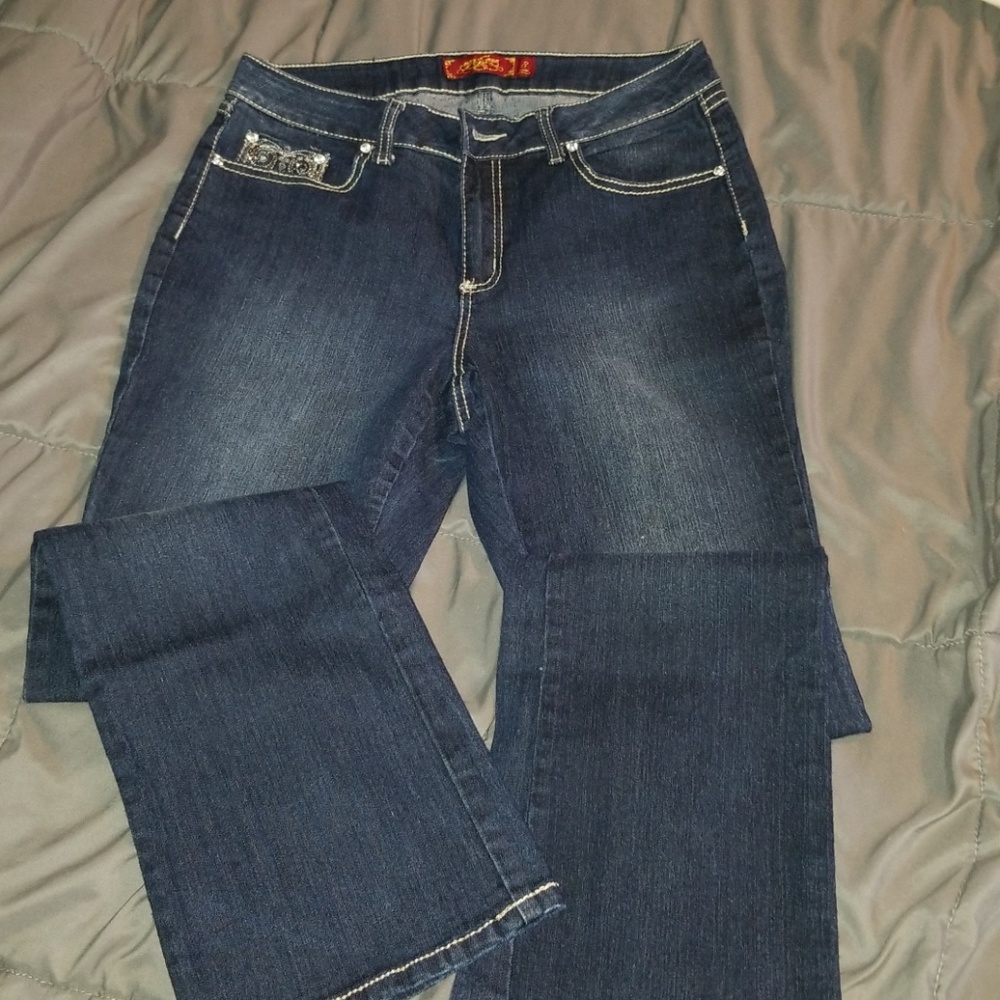 Jeans - Picture 2 of 3